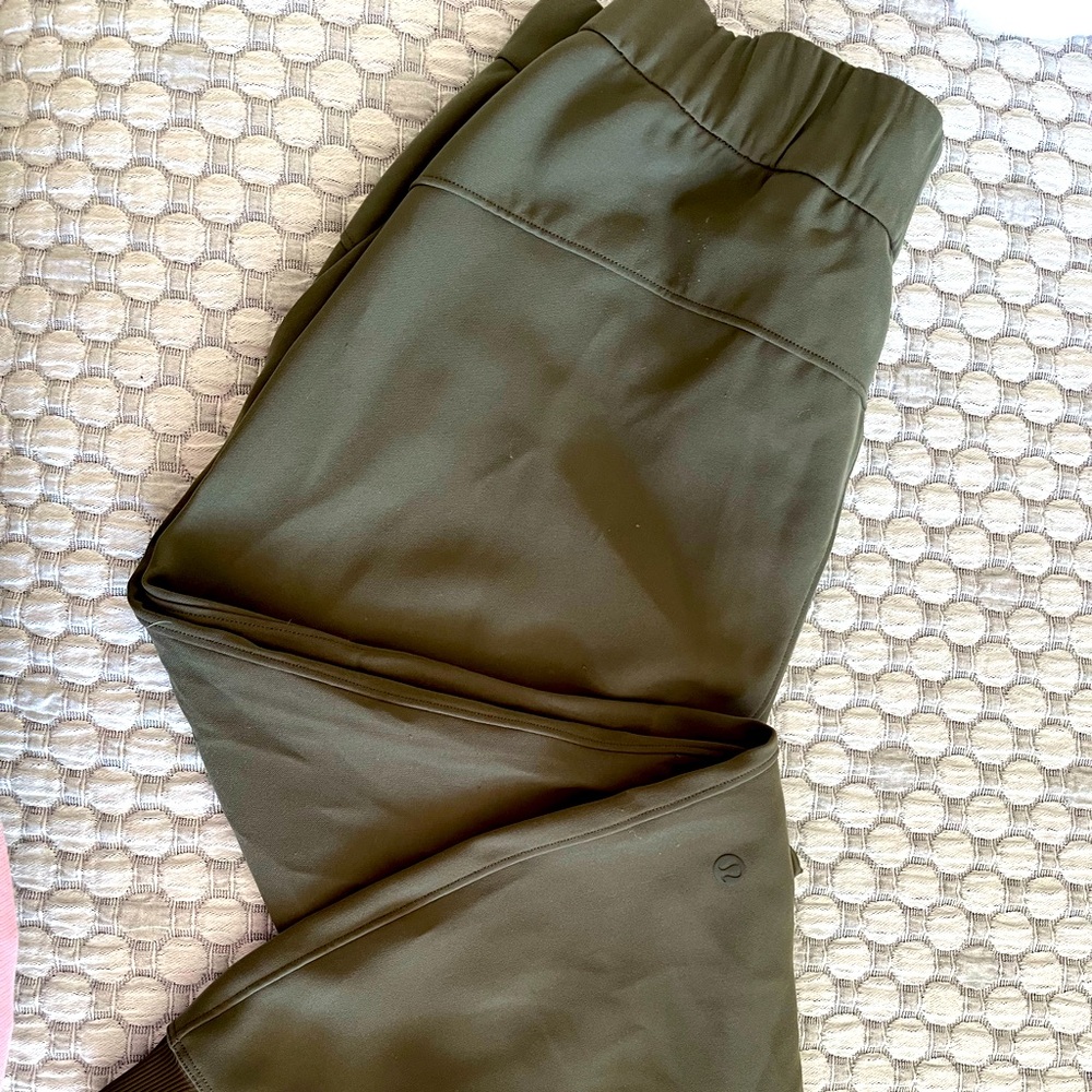 Lulu lemon joggers